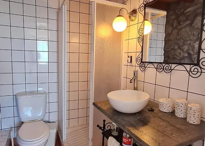 Adega Da Figueira Casa de Férias Calheta de Nesquim