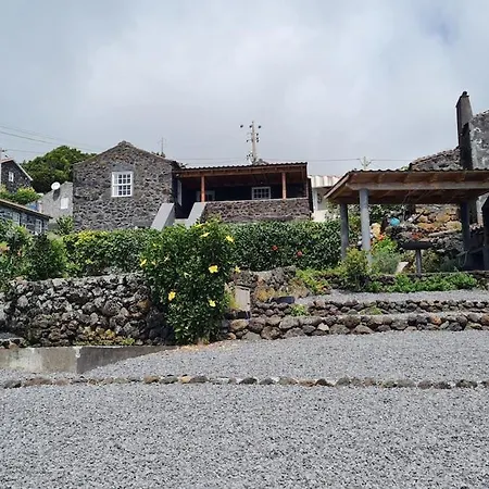 Adega Da Figueira بيت للعطل Calheta de Nesquim